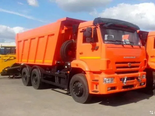 Самосвал КамАЗ 6520-6012-43