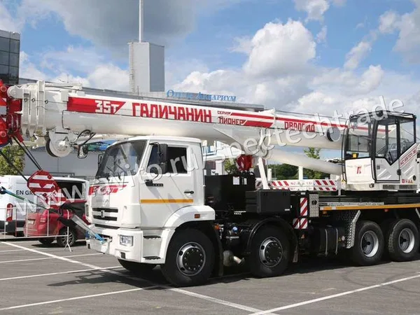 Автокран Галичанин КС-55721-1В на шасси КамАЗ 6540