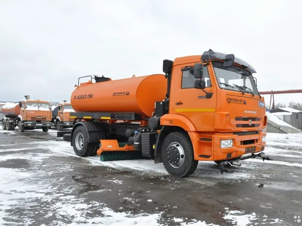 Комбинированная дорожная машина ЗДТ «Регион 45» Р-43253ПМ на шасси КамАЗ 43253