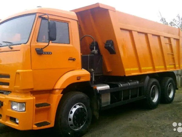 Самосвал КамАЗ 6520