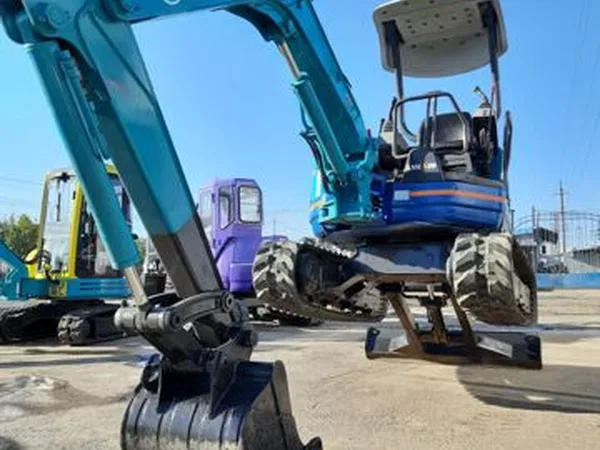 Мини-экскаватор Kubota U30