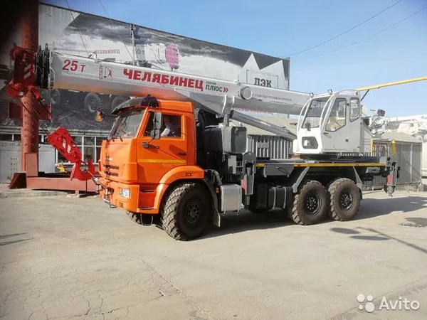 Автокран Челябинец на шасси КамАЗ 43118