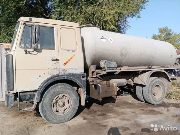 Ассенизатор МАЗ 10 м3