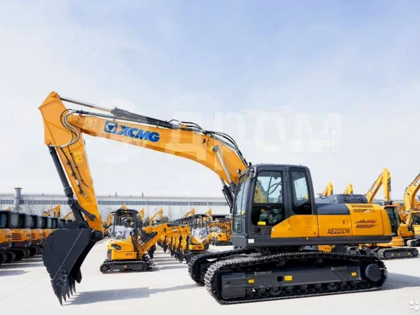 Гусеничный экскаватор XCMG XE225DN