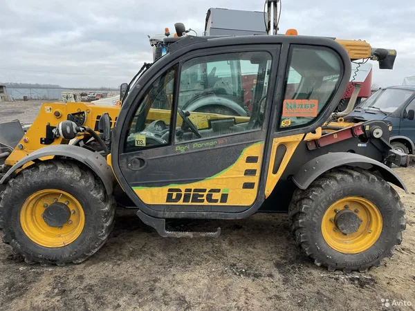 Телескопический погрузчик Dieci Agri Farmer 30.7