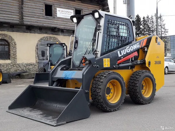 Мини-погрузчик LiuGong 365A