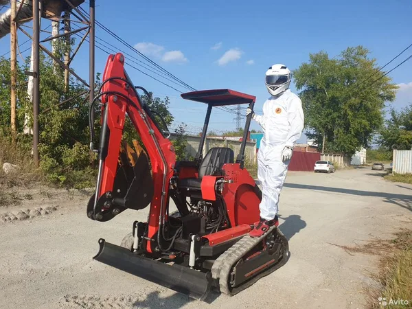 Мини-экскаватор RED SE-7522