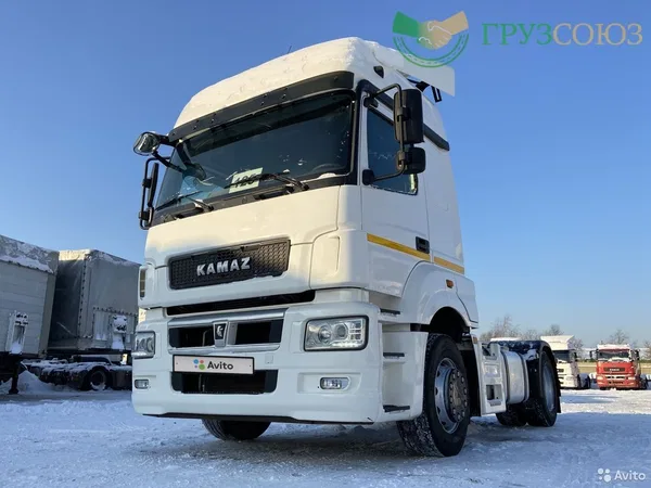 Седельный тягач КамАЗ 5490