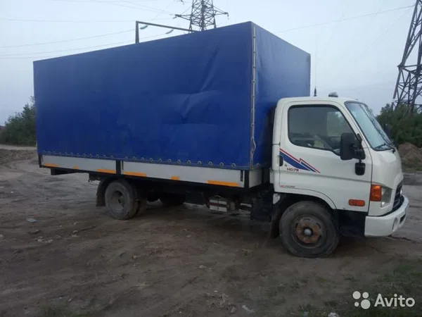 Тентованный автомобиль Hyundai HD78
