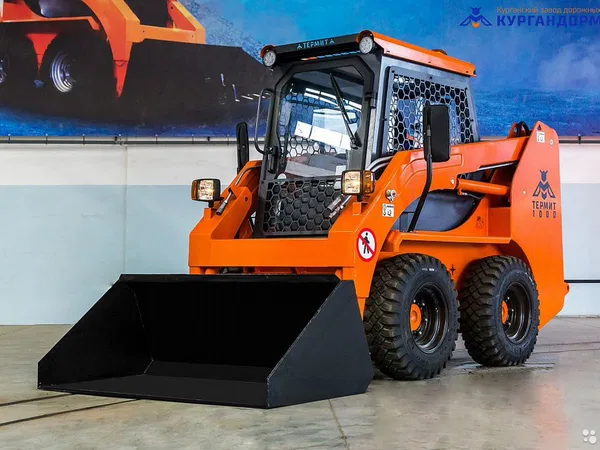 Мини-погрузчик Курганмашзавод Термит-1000