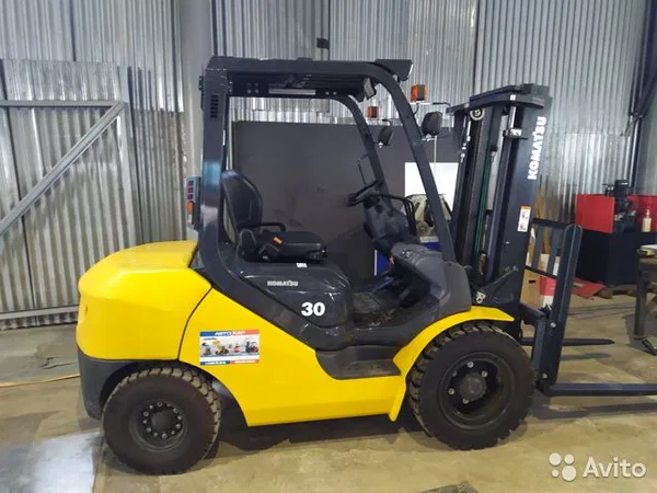 Вилочный погрузчик Komatsu