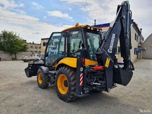 Экскаватор-погрузчик Cukurova 884