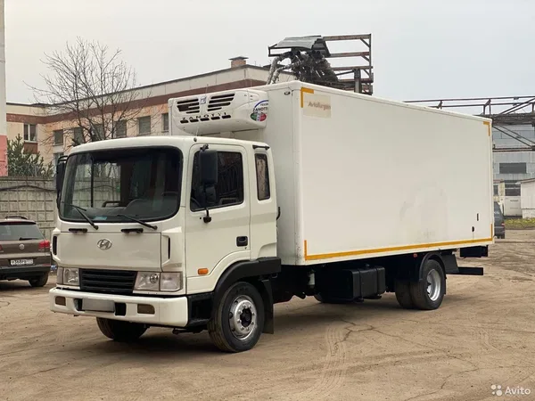 Рефрижератор Hyundai HD120
