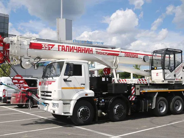 Автокран Галичанин КС-55721-1В (ОВАЛОИД) на шасси КамАЗ 6540