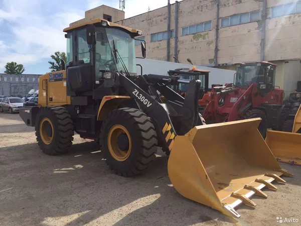 Фронтальный погрузчик XCMG ZL30GV