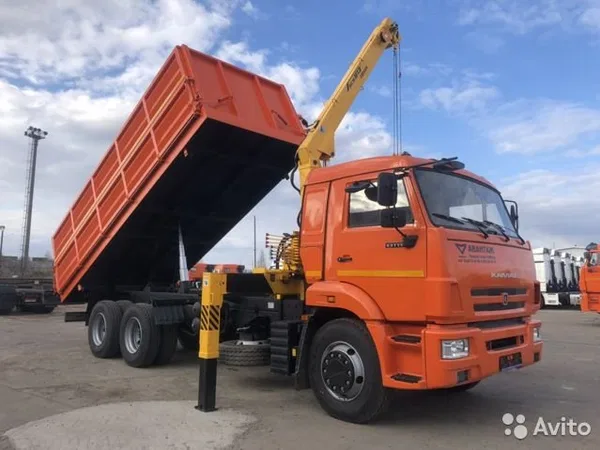Бортовой грузовик с КМУ КамАЗ 65115