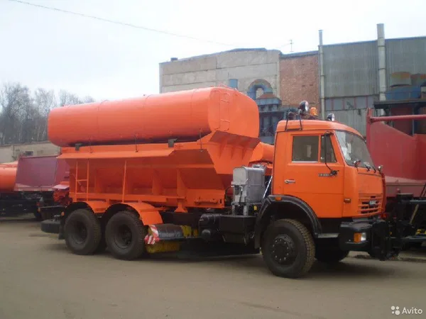 Комбинированная дорожная машина КамАЗ 65115