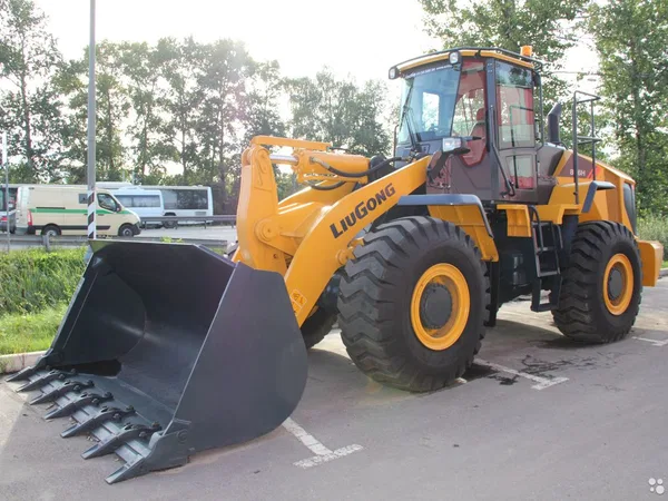 Фронтальный погрузчик LiuGong CLG856H