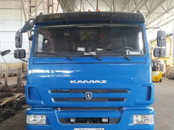 Бортовой грузовик КамАЗ 65117