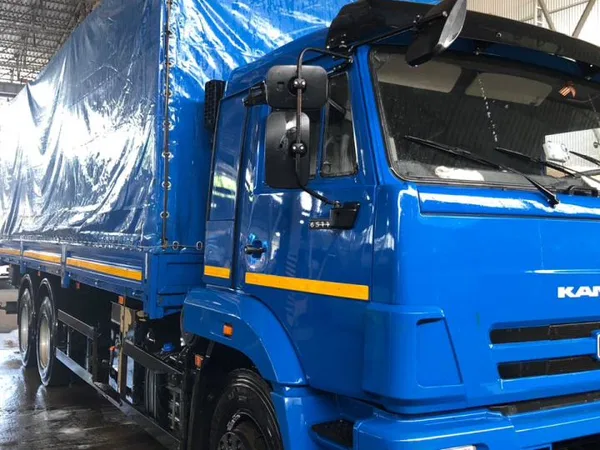 Тентованный грузовик КамАЗ 65117