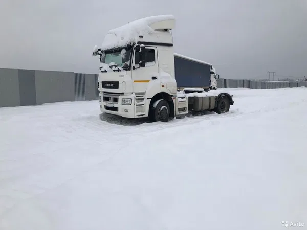 Седельный тягач КамАЗ 5490-DC