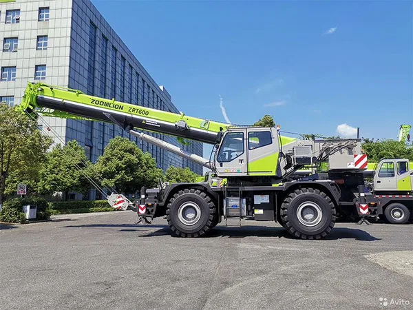 Самоходный кран Zoomlion ZRT600