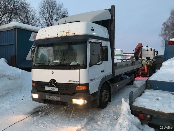 Бортовой грузовик с КМУ Mercedes-Benz Atego