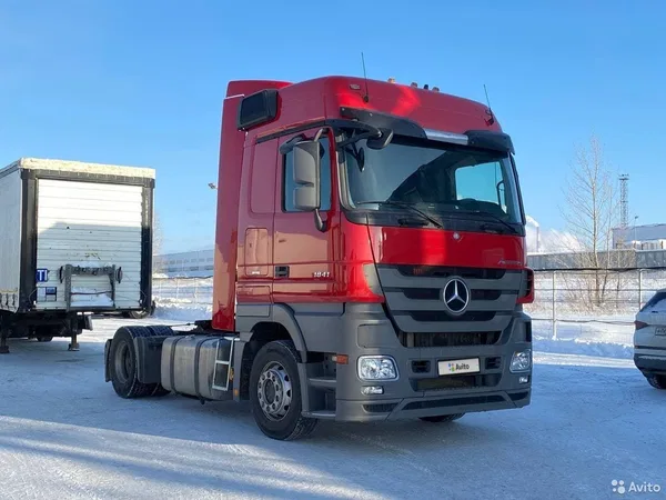 Седельный тягач Mercedes-Benz Actros 1844 LS