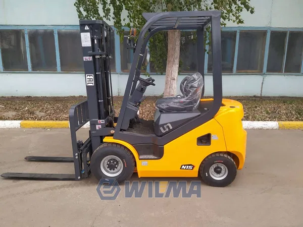 Вилочный погрузчик UN Forklifts FG15T