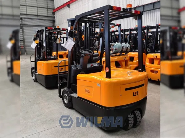 Вилочный электропогрузчик UN Forklift FBT16