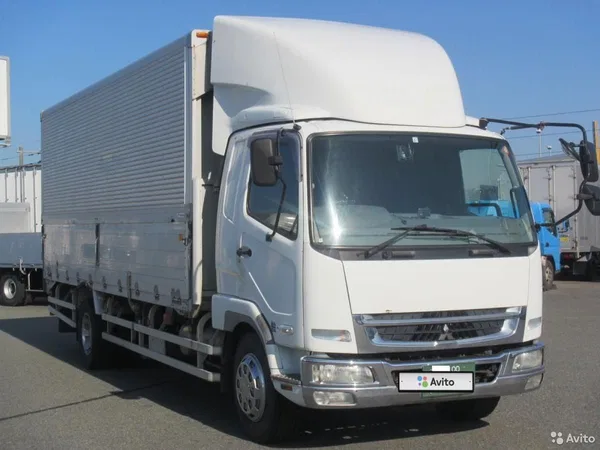 Грузовой фургон Mitsubishi Fuso Fighter
