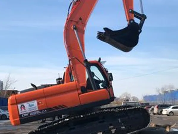 Гусеничный экскаватор Doosan DX225LCA