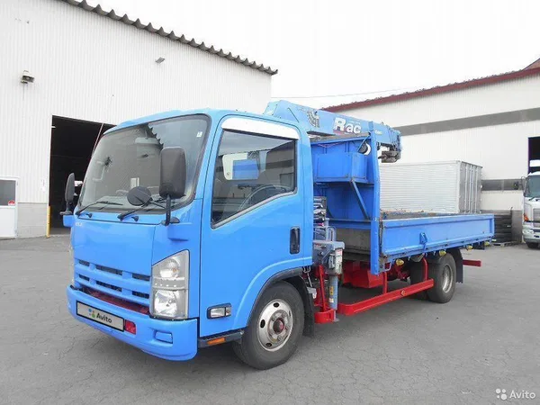 Бортовой грузовик с КМУ ISUZU Elf