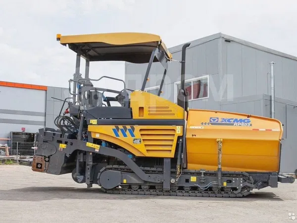 Асфальтоукладчик XCMG RP603