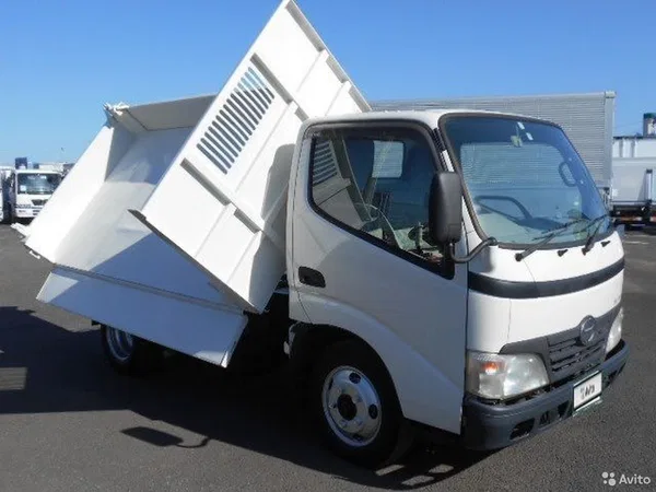 Самосвал Hino 300 (Dutro)