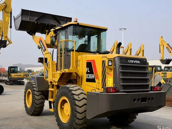 Фронтальный погрузчик Foton Lovol FL936H
