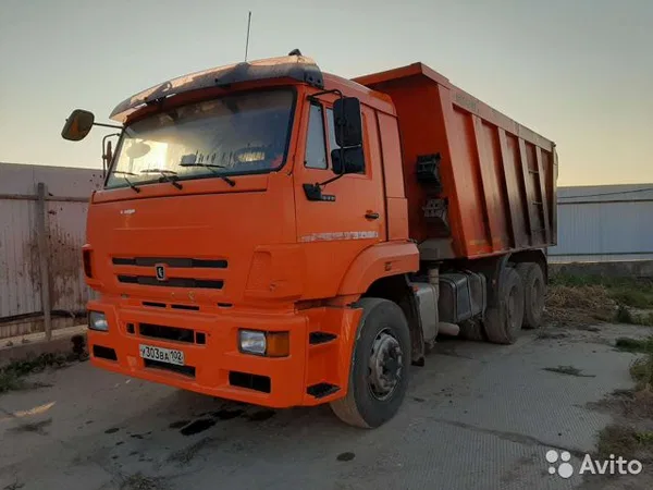 Самосвал КамАЗ 6520