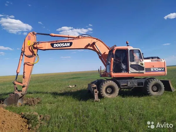 Колесный экскаватор Doosan Solar 210 W-V