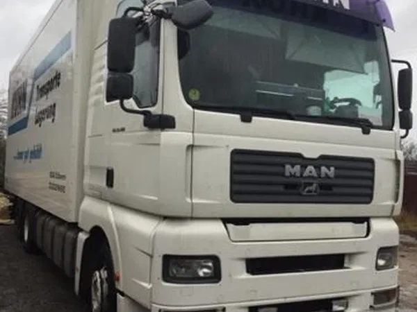 Грузовой фургон MAN TGA 26.480