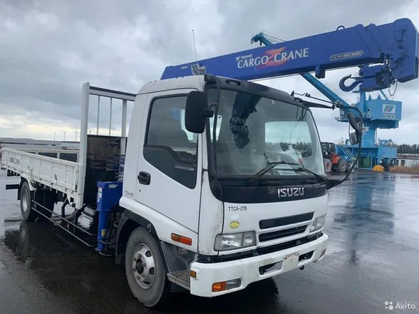 Бортовой грузовик с КМУ ISUZU Forward (F-Series)