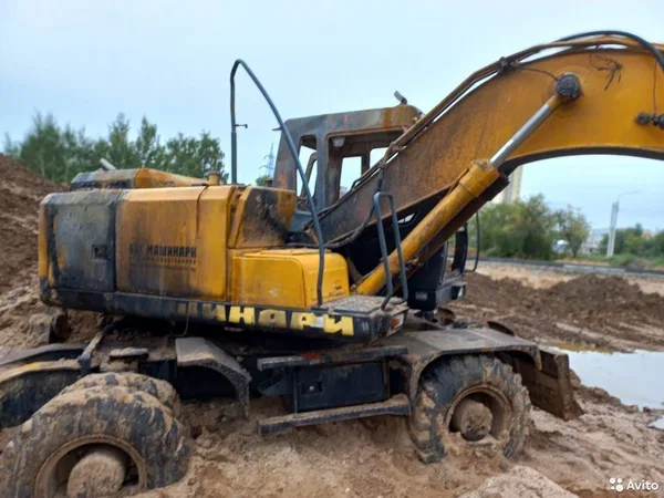 Колесный экскаватор Hyundai R170W-7