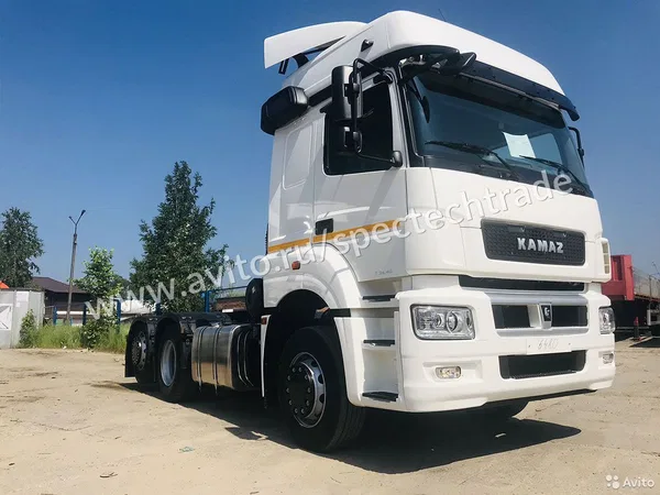 Седельный тягач КамАЗ 65209