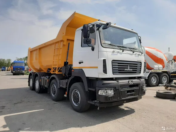 Самосвал МАЗ 6516Е8-520-000