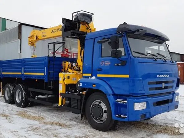 Бортовой грузовик с КМУ КамАЗ 65117 с КМУ Soosan SCS746L