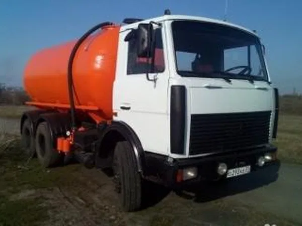 Ассенизатор МАЗ 5516