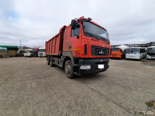 Самосвал МАЗ 650128