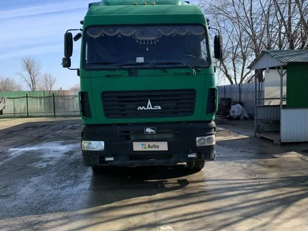 Седельный тягач МАЗ 5440А9-1320-031