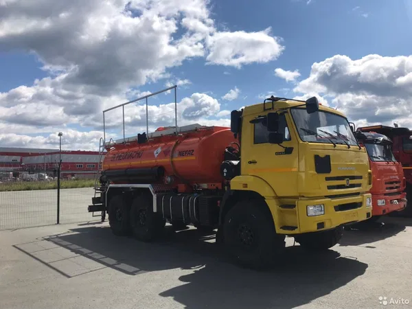 Бензовоз КамАЗ 43118-3938-50