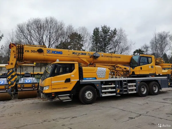 Автокран XCMG XCT30 S