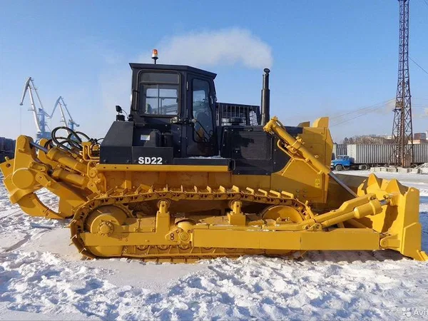 Гусеничный бульдозер Shantui SD22